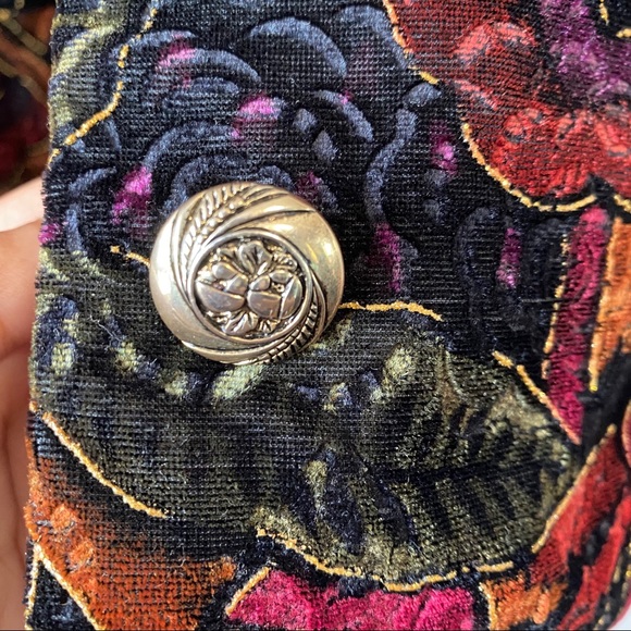 Vintage Floral Jacket - Picture 10 of 14